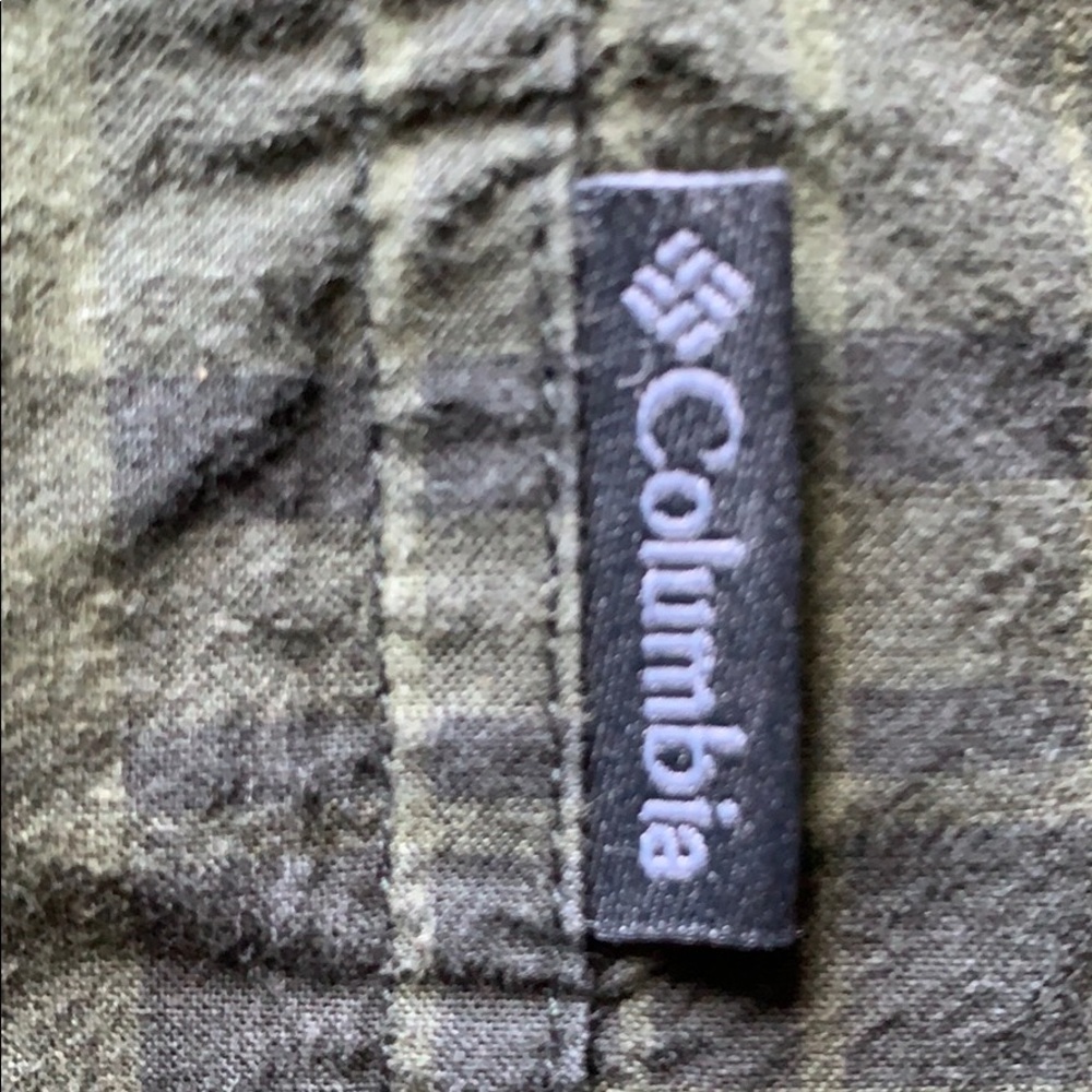 Columbia Shirt - Picture 2 of 5